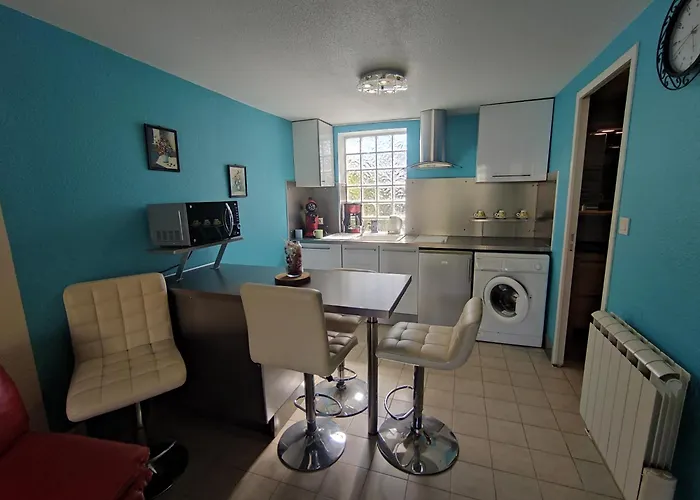 21, Cap Sauvage Au Village Naturiste